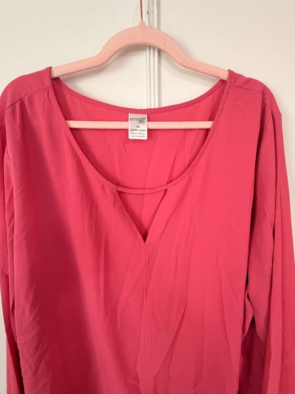 Terra & Sky Pink Chiffon Blouse Plus Size 2X V-Neck Cutout Strappy Top